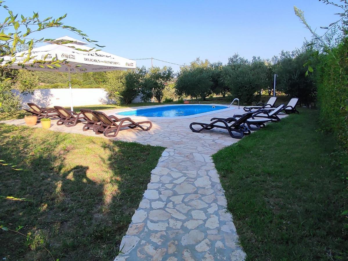 Apartment Arba 1 With Heated Pool Rab Town Exterior photo