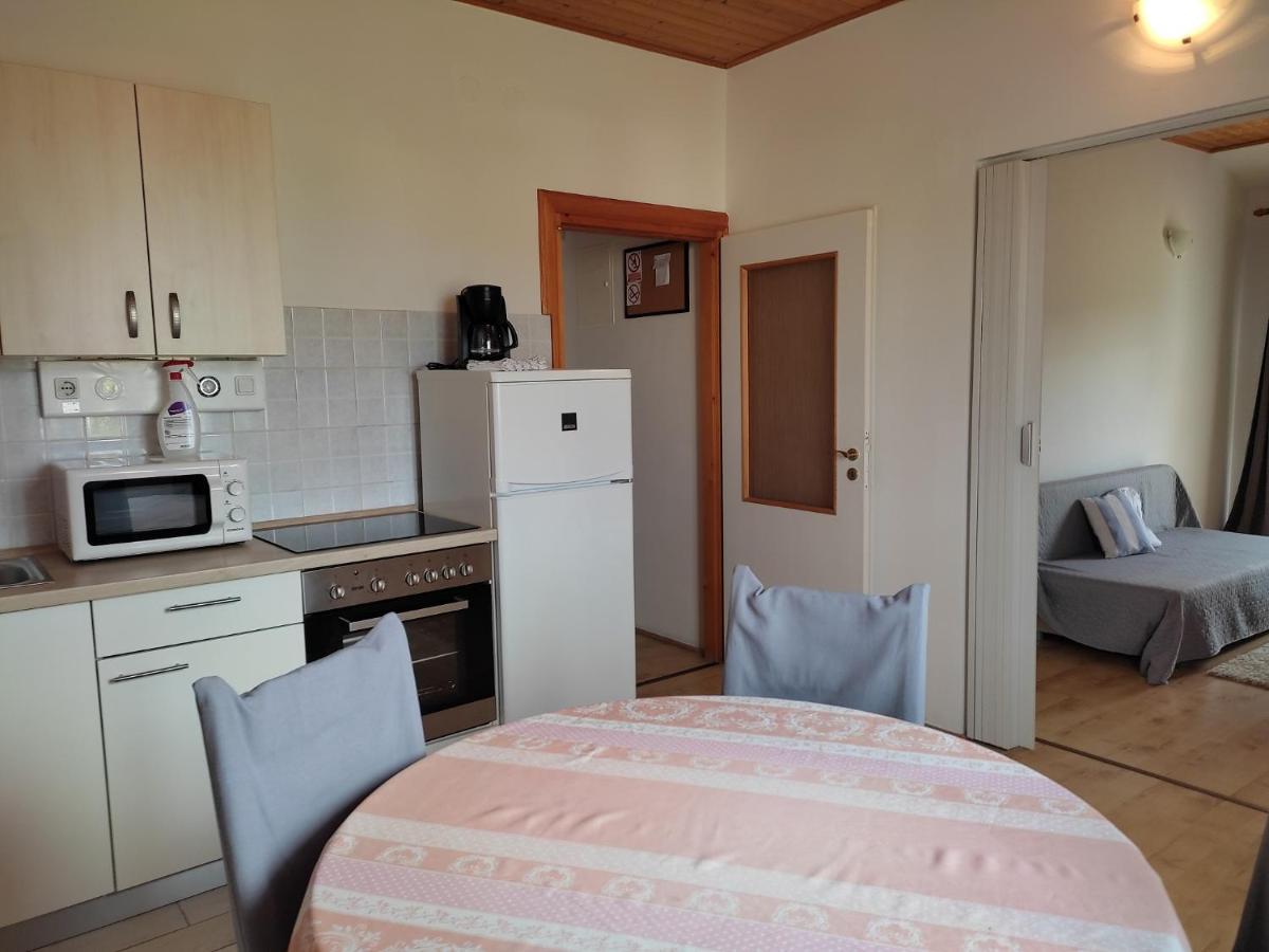 Apartment Arba 1 With Heated Pool Rab Town Exterior photo